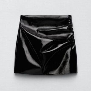 BNWT Y2K Zara Pleated Faux Leather Mini Skirt Black XS